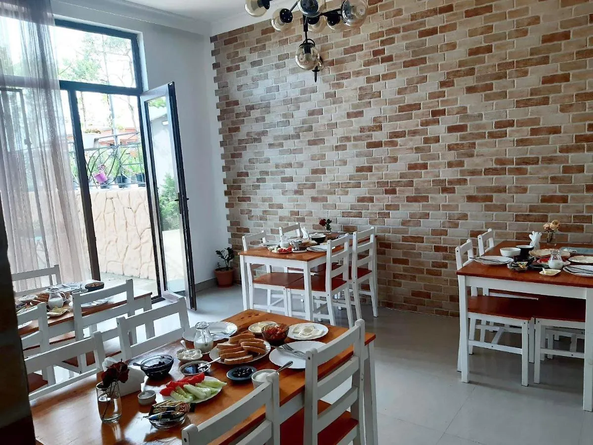 Blaze Hotel Batumi Geórgia