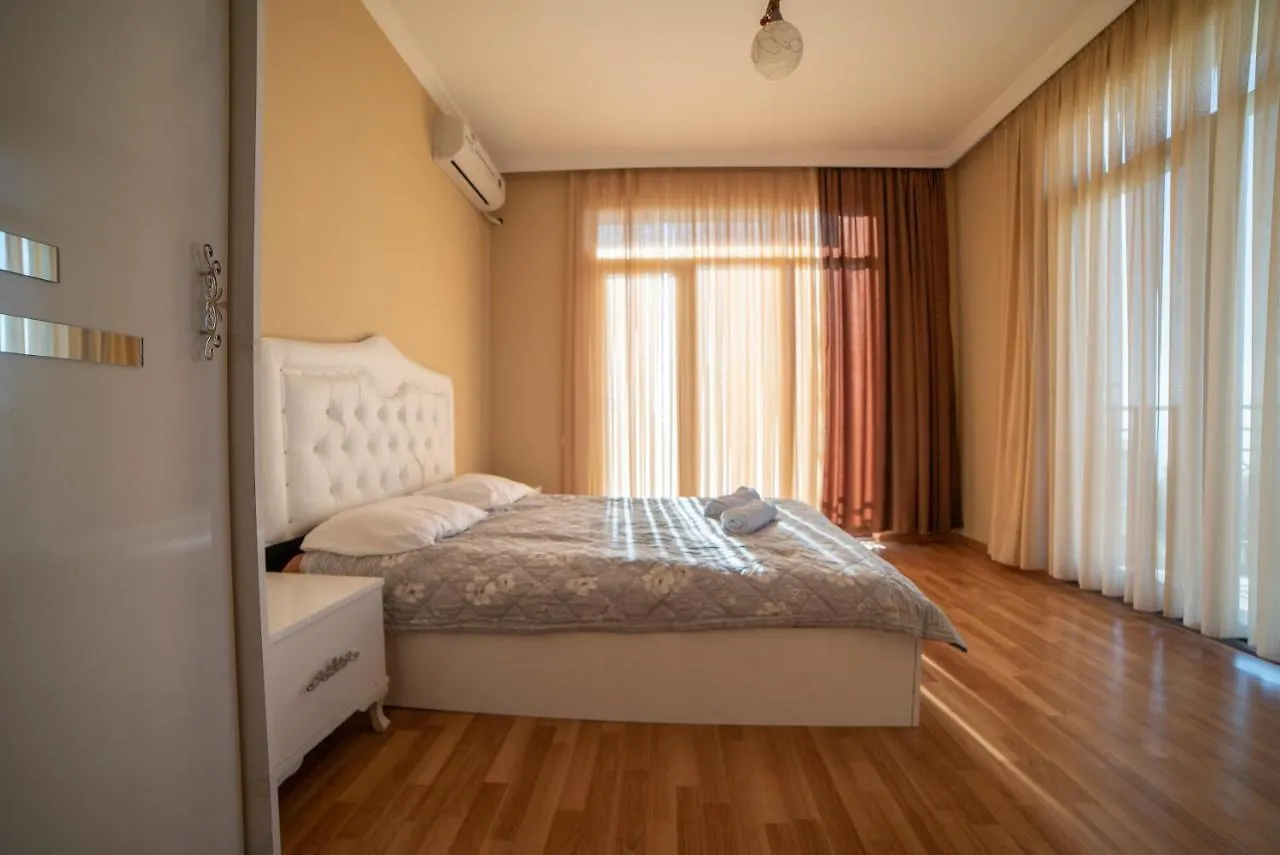 Blaze Hotel Batumi 0*,  Geórgia